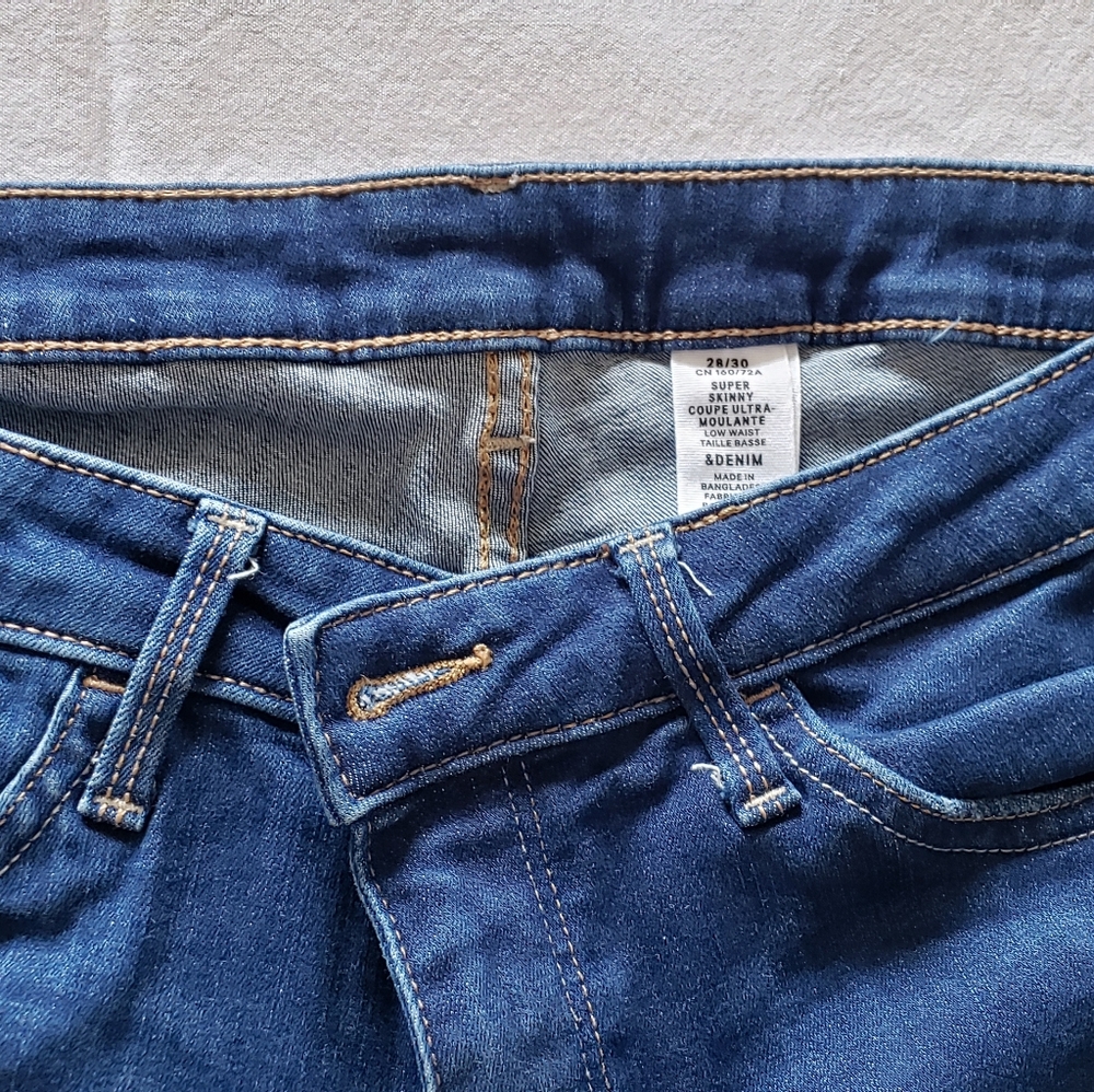 H &M jeans